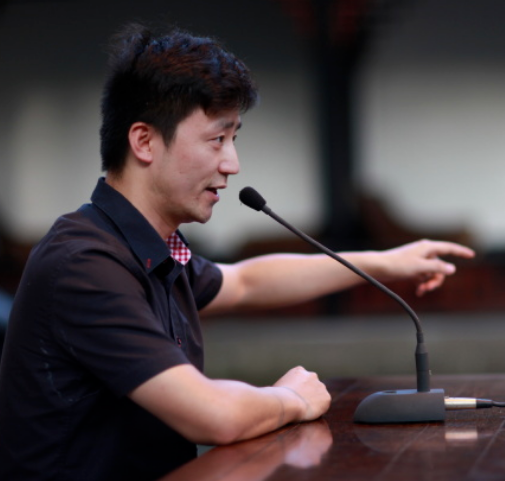 火爆全网的武侯祠首席讲解员开讲啦！ 文化遗产日，免费听李志讲三国